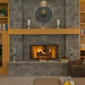 Family Room_0004_IMG_8870